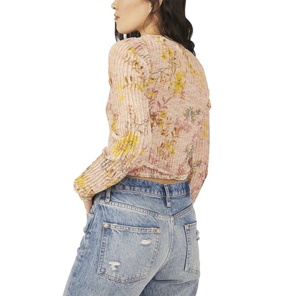 NEW Free People We the Free Floral Crop Blouse with Smocked Details - Picture 4 of 6